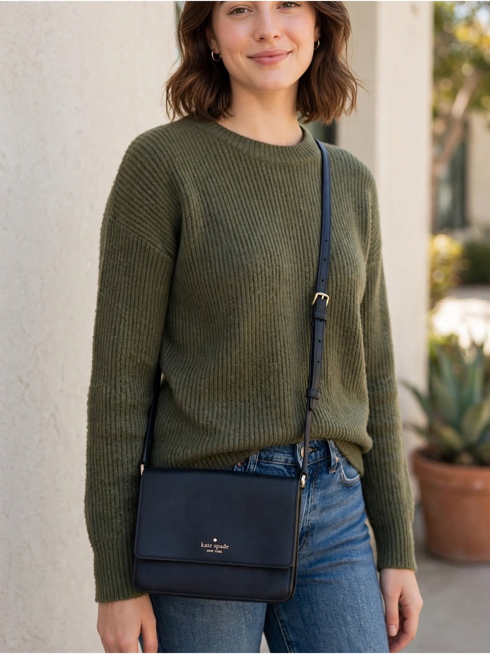 kate spade navy Leather Crossbody Bag like new